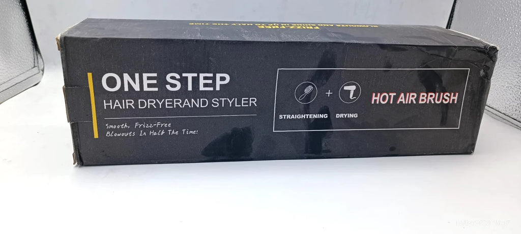 One Step Hot Air Brush for Women – Dryer, Straightener & Volumizer in 1 (Pakistan)