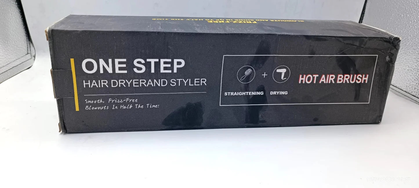 One Step Hot Air Brush for Women – Dryer, Straightener & Volumizer in 1 (Pakistan)